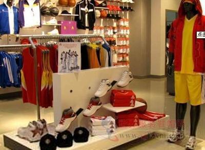 匹克零售网点逆势扩张 一季度经营零售网点数增长背后的战略布局